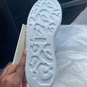 These are some brand new never worn Alexander Mcqueens.